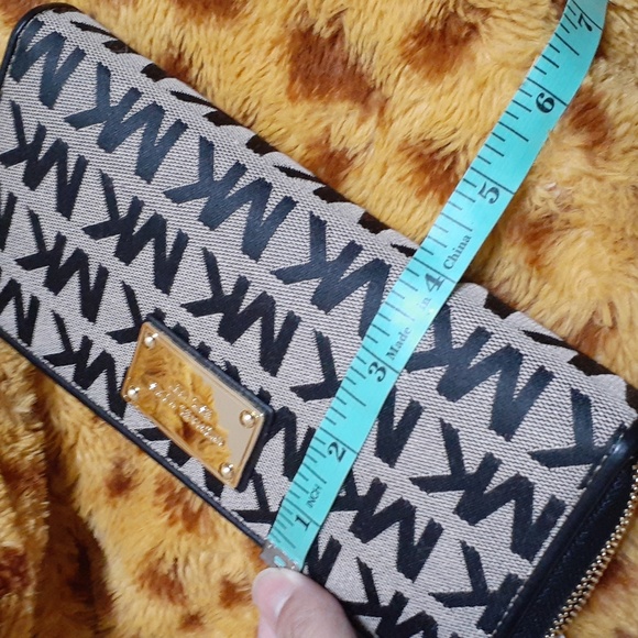 NWT Michael Kors Canvas Jet Set travel continental wallet - Picture 5 of 12